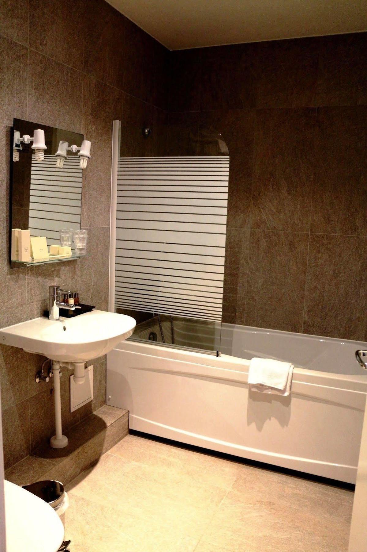 Irin Hotel Antibes Luaran gambar